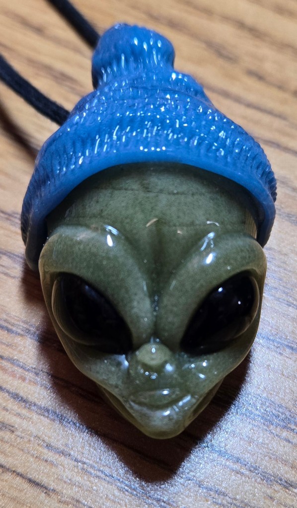 Ghost Glass alien pendant from Kenny