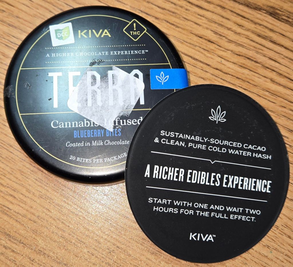 Kiva Terra Infused Blueberry Chocolate Bites 100mg 20 pack