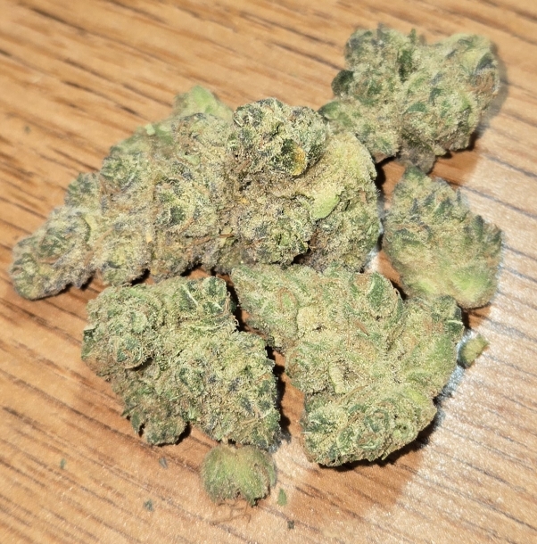 Banana Skunkberry from Certified Cultivators